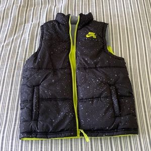Nike SB reversible vest